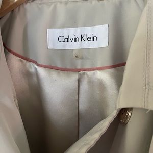 Womens XL Calvin Klein Raincoat